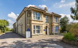 Shelford Lodge