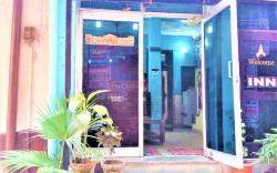 Delhi inn@ Walk in Nizamuddin Railway Station 