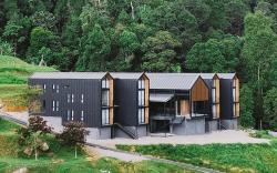 Talula Hill Farmstay Kluang