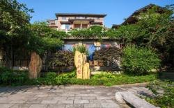 Yangshuo Riverside Retreat Hotel