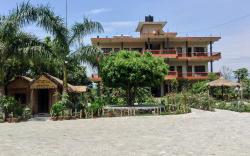 Eden Jungle Resort