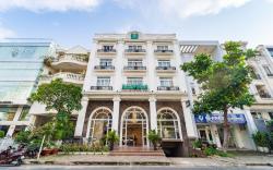Collection O Emerald Luxury Apartment - Near SECC