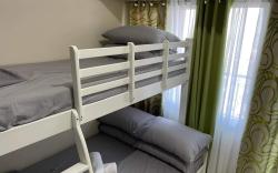Green residences DLSU Taft 1BR w/balcony by darpm