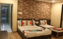 Hotel Mukesh Residency