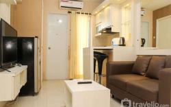 Minimalist and Warm 2BR Bassura City By Travelio