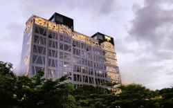 Dragonfly Hotel - The Art Hotel