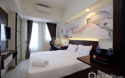 Restful Studio at Evenciio Margonda By Travelio