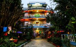 The Silver Oaks Inn
