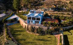 DOLPHIN BOUTIQUE HOTEL