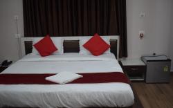 HOTEL AASHIYANA