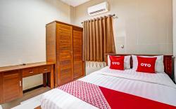 OYO 90889 Dkb Residence