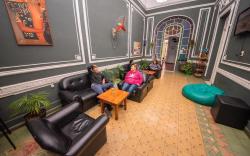 Hostel Alvear