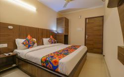 FabHotel Golden Sunrise Inn
