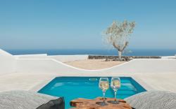 Oyster Luxury Suites