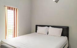 Omah Leren Mitra RedDoorz near Gembiraloka Zoo Yogyakarta