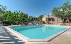 Trullo Paan by Typney