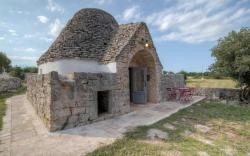 Trullo Pagliaro by Typney