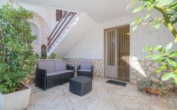 Trullo rosmarino by Typney