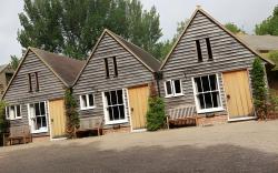 Tonge Barn