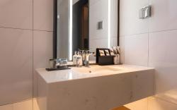 Borrman Hotel Guilin Railway Station Two Rivers and Four Lakes