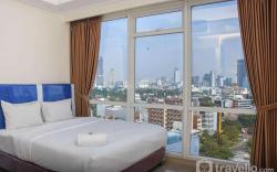 Nice and Spacious 3BR at Menteng Park By Travelio