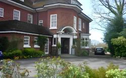 The Manor at Sway – Hotel, Restaurant and Gardens