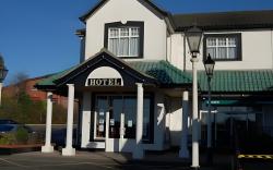Ivanhoe Inn and Hotel
