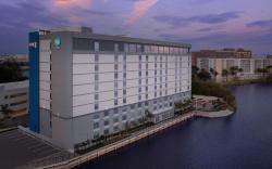 Tru By Hilton Miami Airport South Blue Lagoon, FL