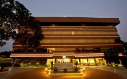 Magnet Hotel