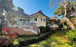 Suandok Villa (สวนดอก วิลล่า)