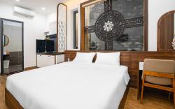 Nguyen Huong Hotel