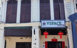 Vspace Guesthouse Capsule & Cafe 