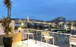 Lumina Boutique Hotel