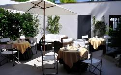 Piazza Nova Guest House