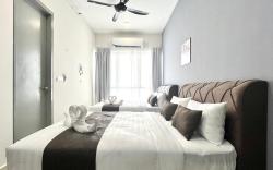 Core Soho Suite KLIA with Netflix