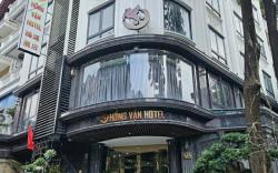 Hồng Vận Hotel