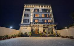 Hotel RRV with Free Parking