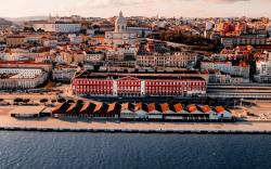 The Editory Riverside Santa Apolonia Hotel