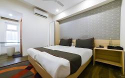 HOTEL RAAJ PEARL