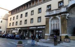 Galleria Frascati Rooms and Apartment