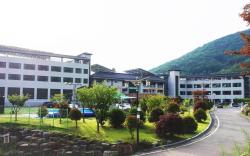 Sancheong Korean Medicine Family Hotel
