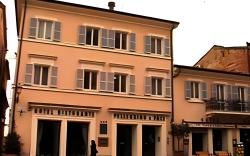 Hotel Pellegrino E Pace