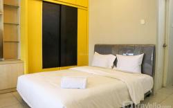 Fully Spacious Studio Green Bay Pluit By Travelio