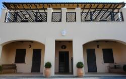 Casale DI Tormaggiore Villa And Country Suites