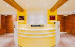 Super Townhouse OAK Hotel Devanshi Inn