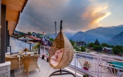 Anand Vardhan Resorts - A Spiritual & Wellness Retreat, Manali