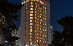 Urban-Est Hotel