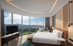 Hualuxe Yibin By IHG