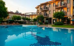 GOLDEN MOON HOTEL
