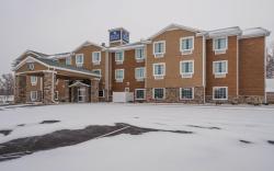 Cobblestone Hotel - Hutchinson